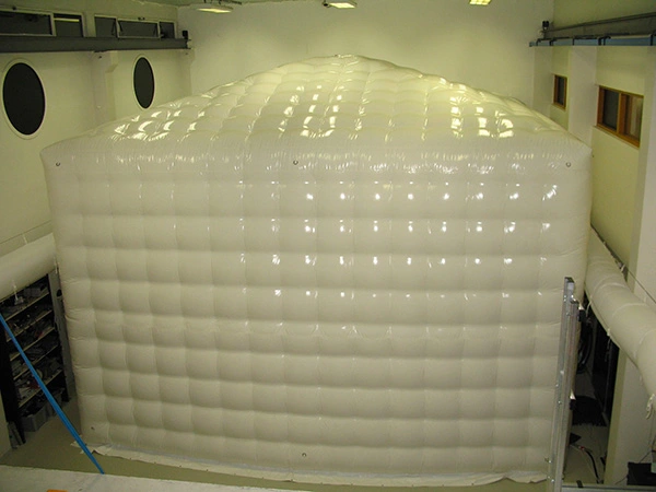 Enceinte totalement insonorisée pour les instruments de mesure du CNRS à Grenoble